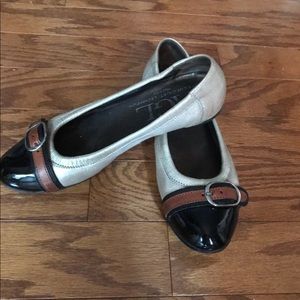 AGL black and gold flats